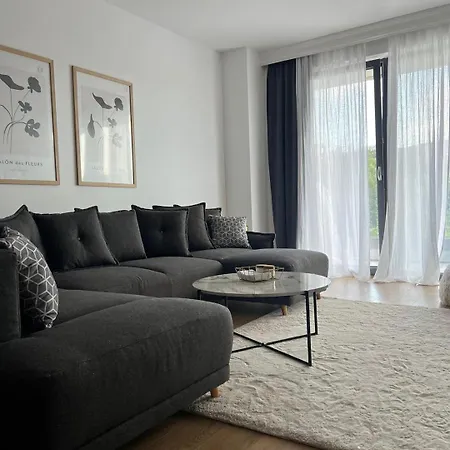 The Hillside Tropicana - Your Smart Living