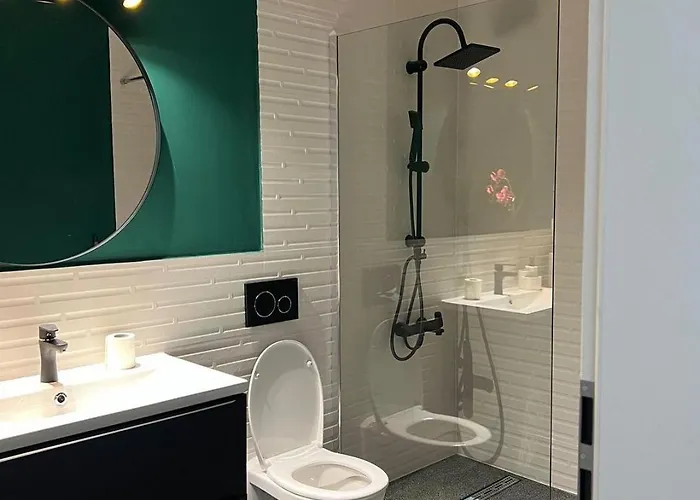 The Hillside Tropicana - Your Smart Living Apartment